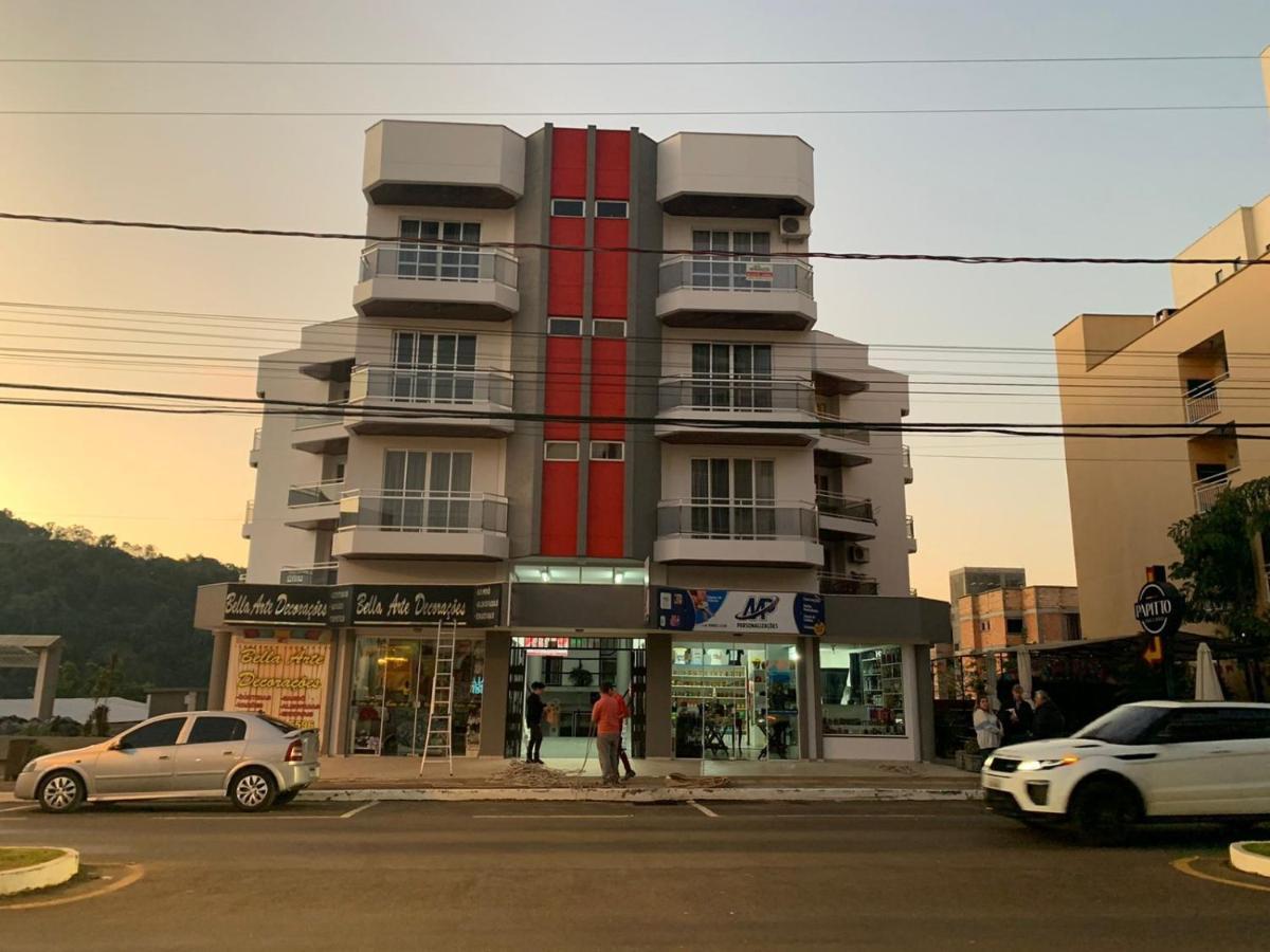 Apto Na Avenida De Piratuba, Proximo Ao Balneario Exterior foto